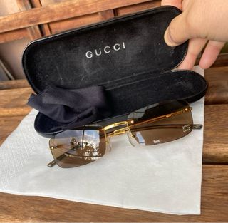 Gucci occhiali da sole con astuccio donna