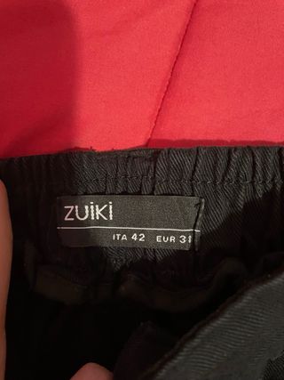 Pantalone nero Zuiki