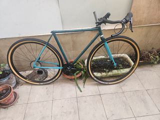 Cuadro, horquilla y dirección bikepaking gravel 