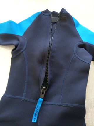 Muta mare bambino surf costume  pari a nuova