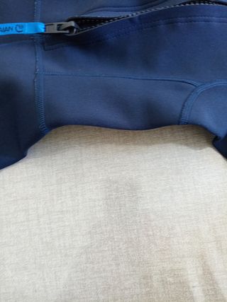 Muta mare bambino surf costume  pari a nuova