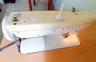 Máquina coser eléctrica Singer
