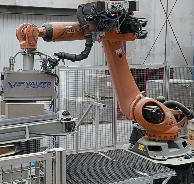 Cursos de robótica, PLCs y HMIs