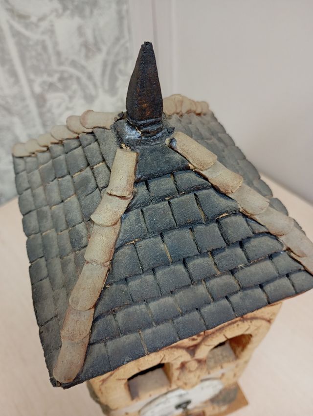 Figura torre reloj terracota