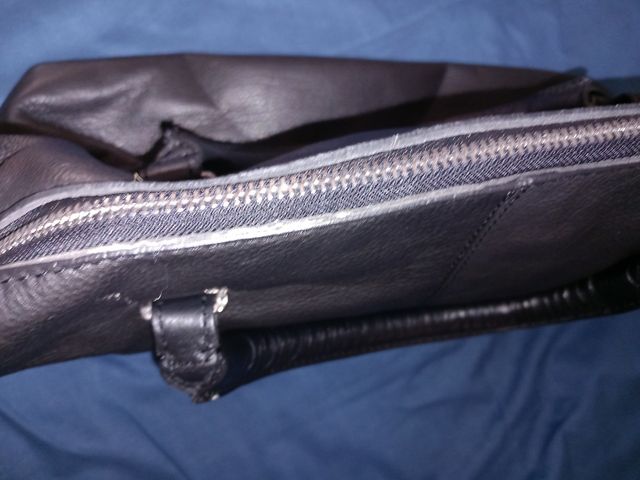 BOLSO NEGRO PIEL GRANDE A ESTRENAR ZARA