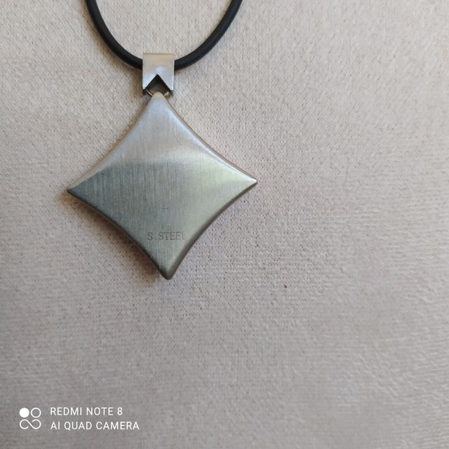 Pendente in acciaio e onice