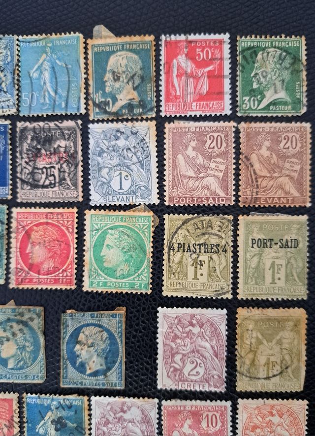 Francia 40 francobolli antichi