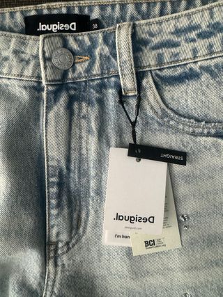 Jean / Vaquero DESIGUAL STRAIGHT NUEVO TALLE 38