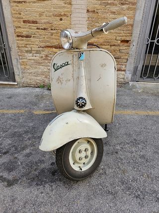 Vespa VNA 125 conservata 1958