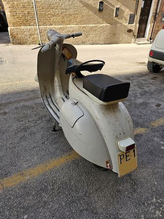 Vespa VNA 125 conservata 1958