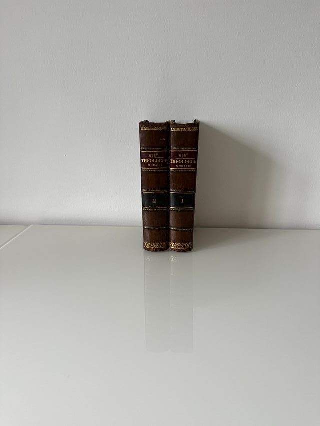 Antiguos libros teología moral 1892