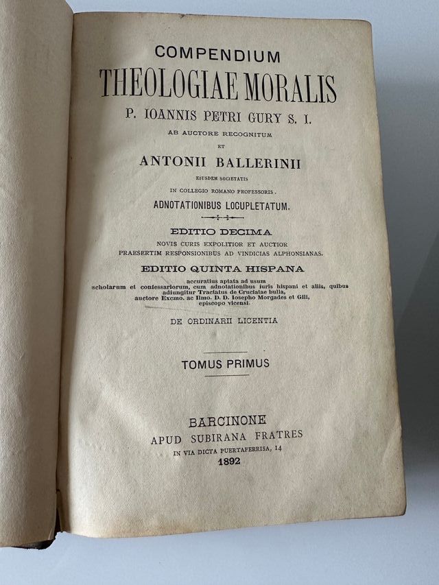 Antiguos libros teología moral 1892