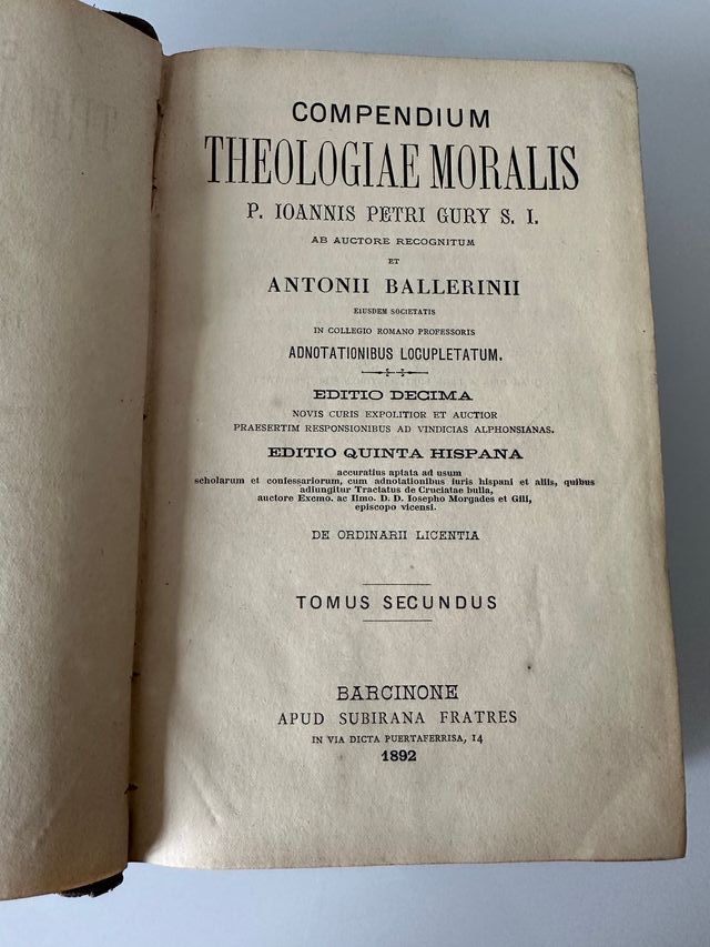 Antiguos libros teología moral 1892