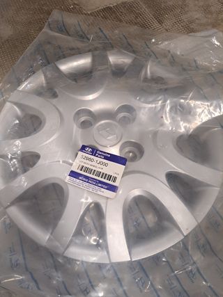 TAPACUBOS HYUNDAI I20 DE 2011 