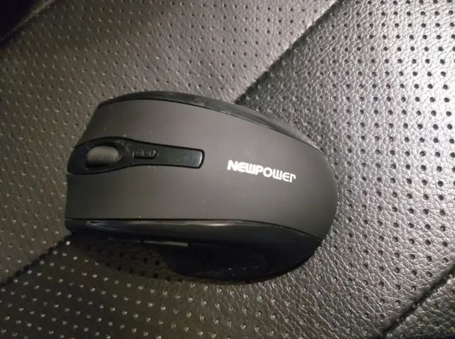 Ratón negro mate nuevo