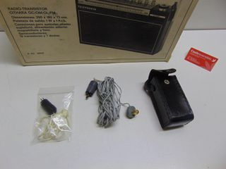 RADIO VINTAGE CON FUNDA Y CAJA (162530)