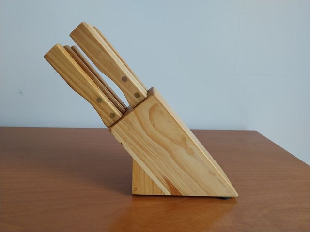 Set 6 coltelli acciaio inox con ceppo per carne