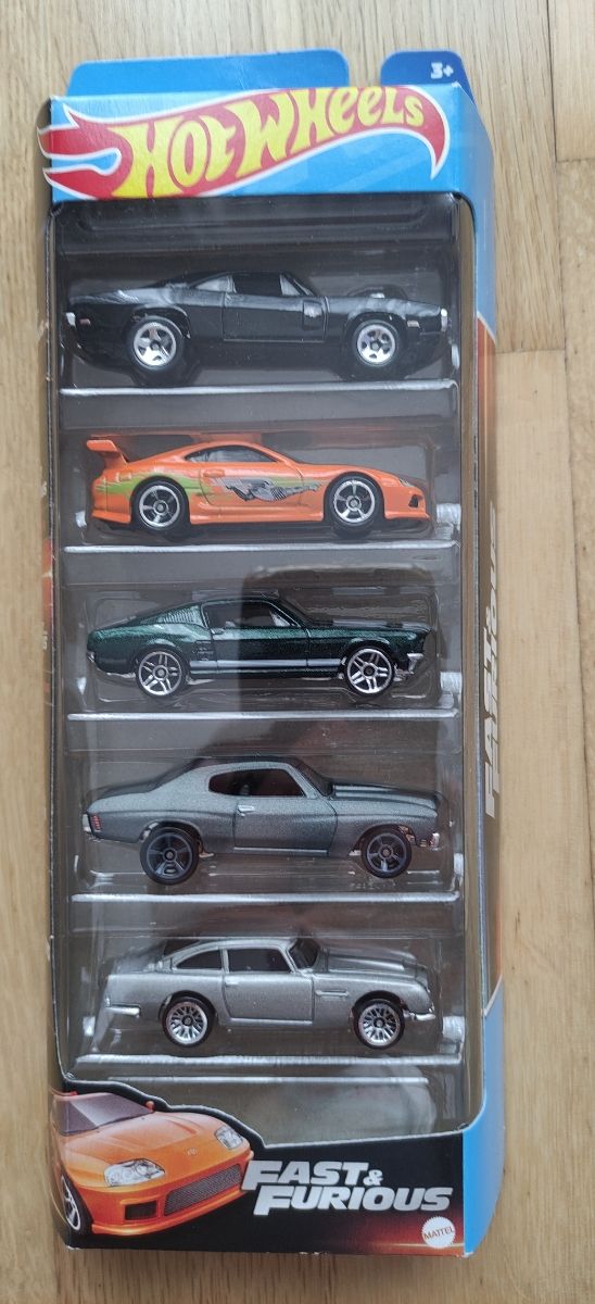 Pack 5 Hot wheels fast and furious.