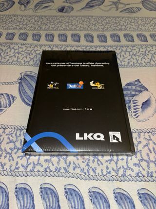 Una Agenda NUOVA SIGILLATA,ANNUALE:2024,MAI APERTA