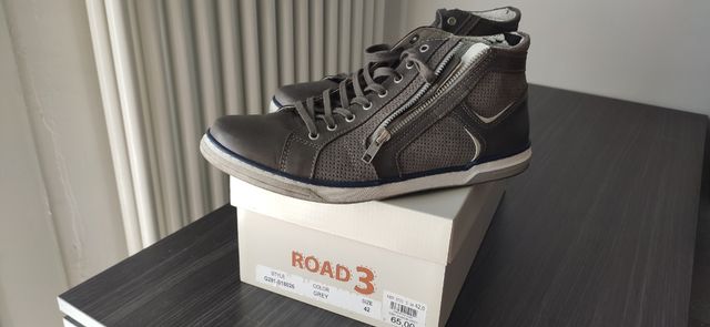 Scarpe casual comode misura 42