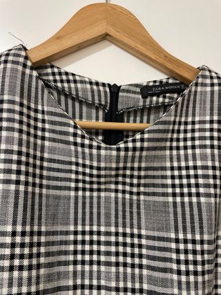 Vestido corto zara
