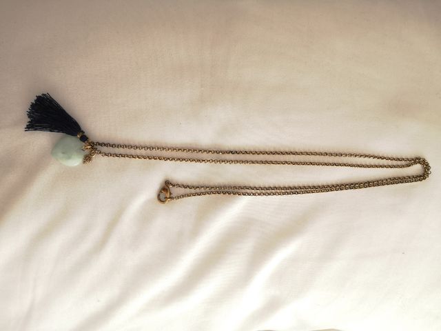 Collar cadena largo piedra y fleco