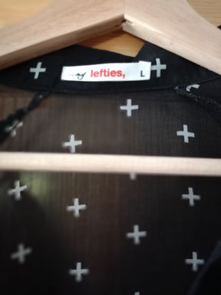 Blusa negra transparente