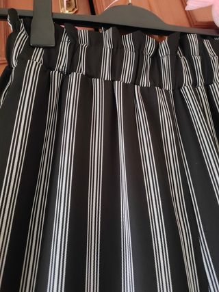 Pantalón rayas Zara