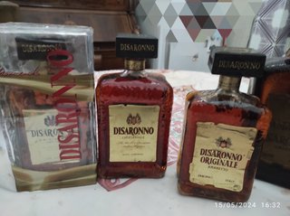 Bottiglie di collezione Saronno