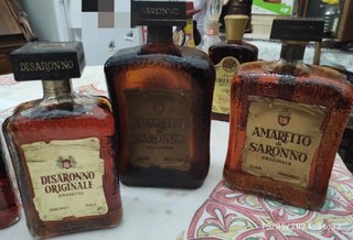 Bottiglie di collezione Saronno