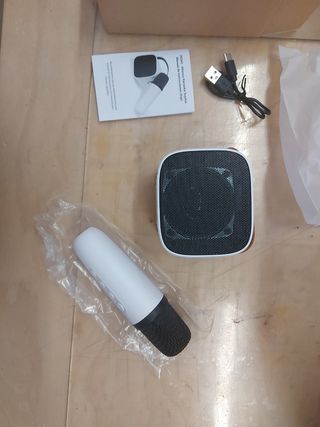 Cassa bluethoot con karaoke