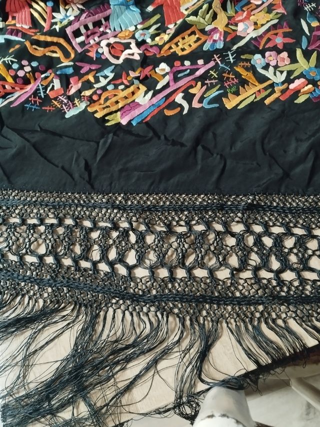 Mantón de Manila antiguo