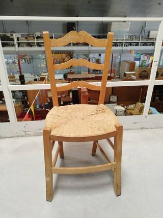 SILLA CLÁSICA EN ENEA