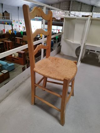 SILLA CLÁSICA EN ENEA