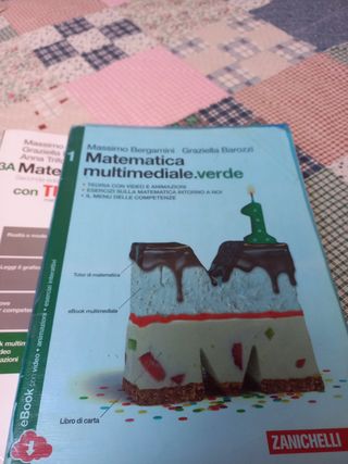 4 libri di testo scolastici