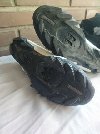 SHIMANO M088 - t 44