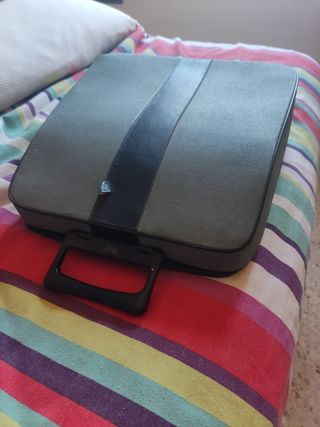 Maquina de escribir Olivetti