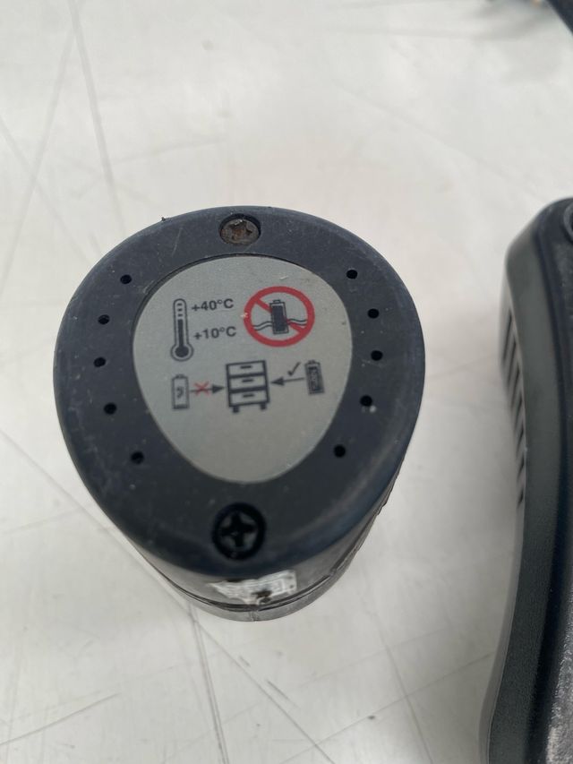 Caricatore e batteria 