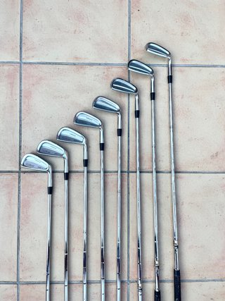 Palos de golf Titleist CB690 Forged