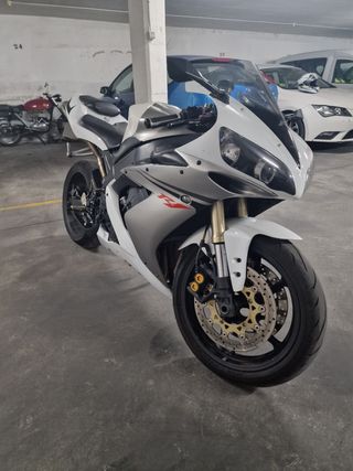 Yamaha YZF R1 2004