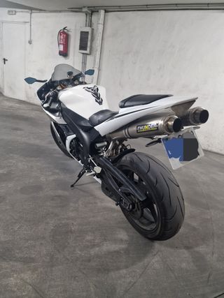Yamaha YZF R1 2004