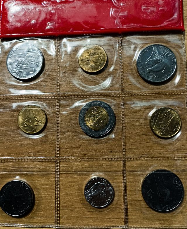 9 Monedas Vaticano 