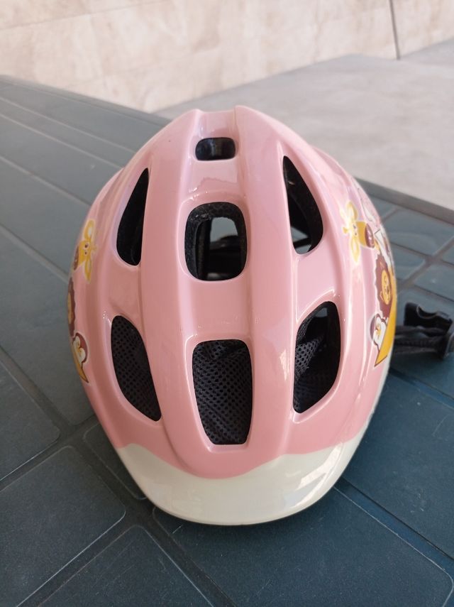 Casco deportivo niña