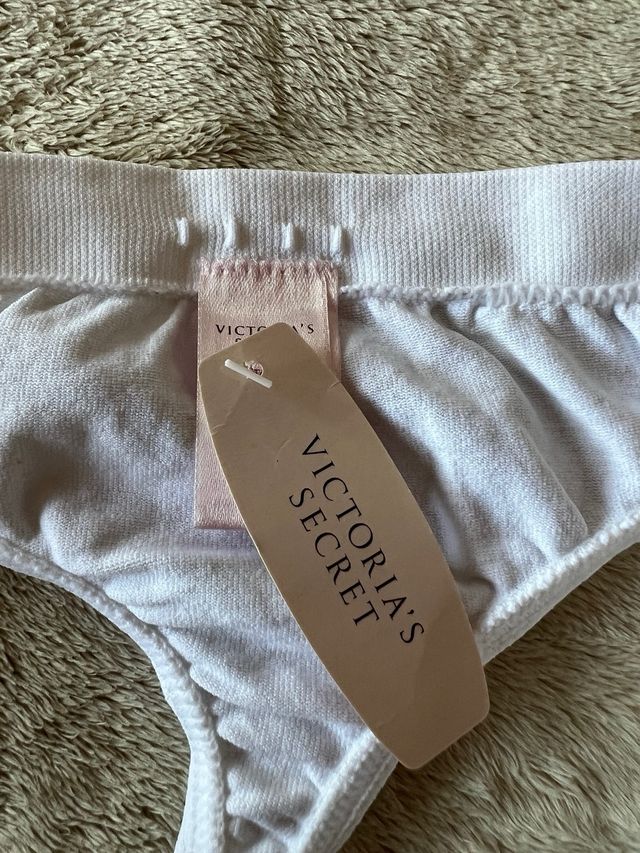 Set 3 perizomi bianchi Victoria’s Secret