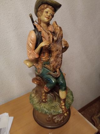 Figura cerámica cazador
