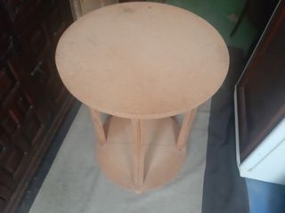 mesa pequeña de camilla