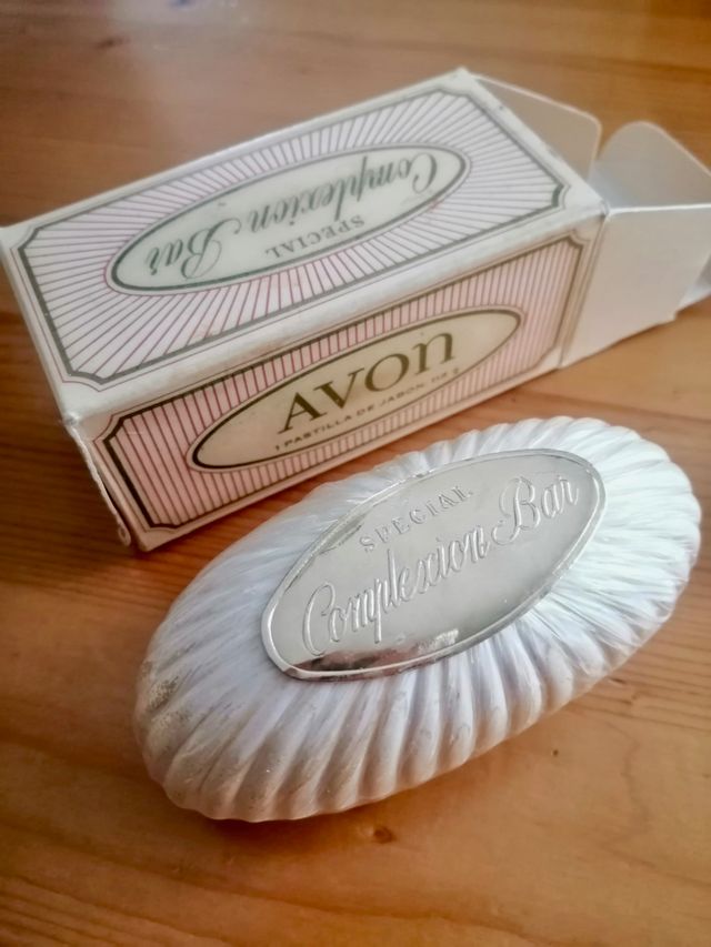 Jabón Complexion bar AVON