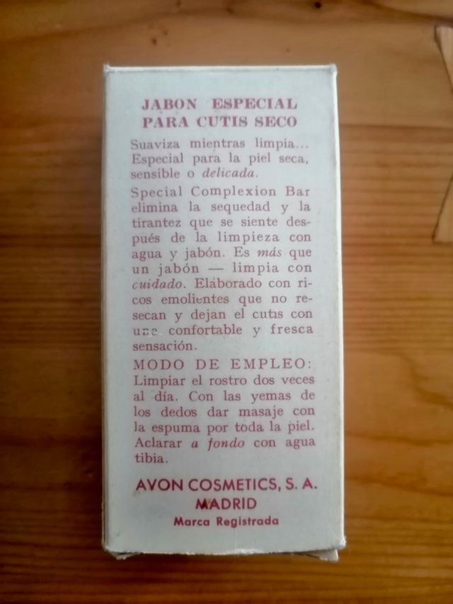 Jabón Complexion bar AVON