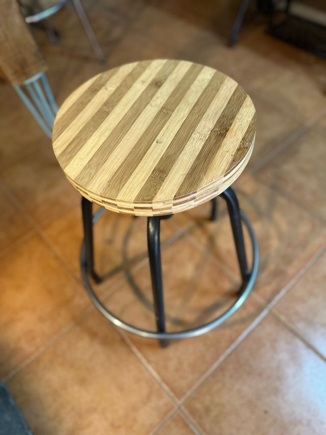 Antiguo Taburete de hierro, laboratorio o medicina