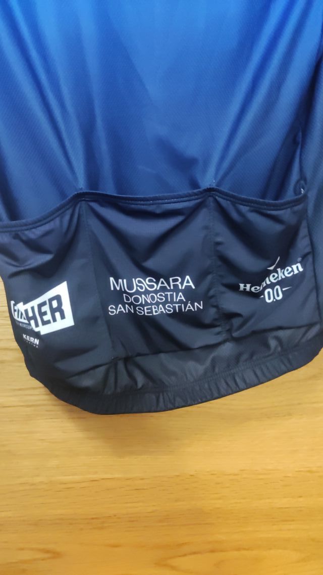 Maillot Mussara San Sebastian 24 + pañuelo